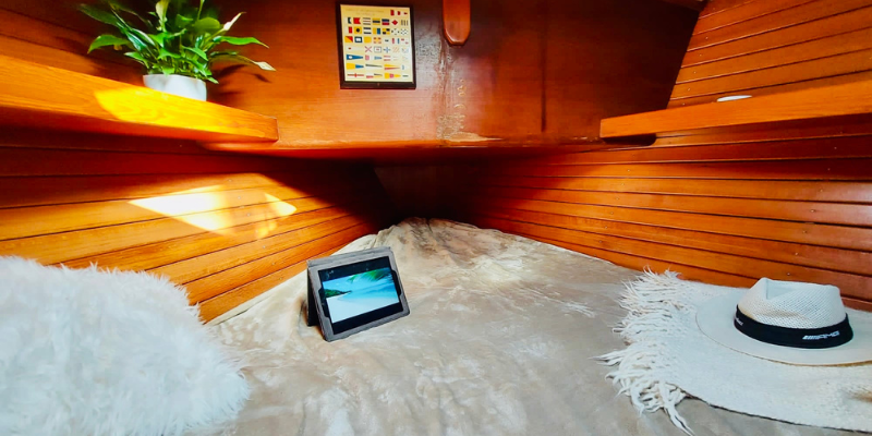 interior de la embarcación