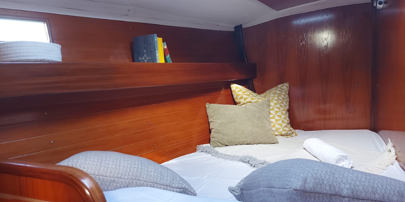 interior de la embarcación